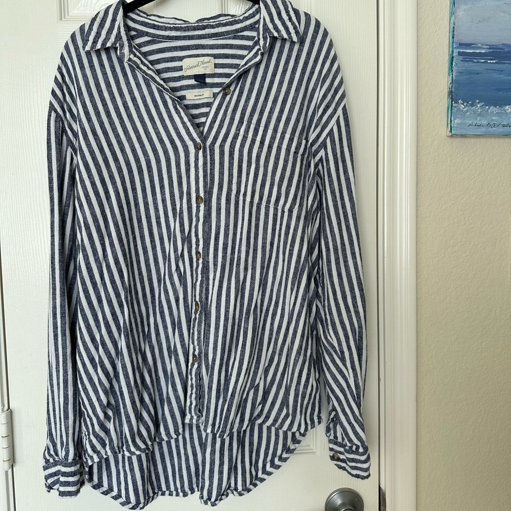 Universal Thread button-up linen top